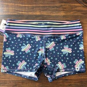 WodBottom Rainbow Shamrock Shorts XXL